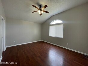 1138 Homard Blvd E in Jacksonville, FL - Building Photo - Building Photo