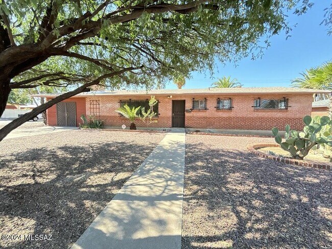 3482 E Terra Alta Blvd in Tucson, AZ - Building Photo - Building Photo