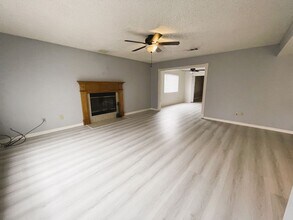 7343 Bay Ave in California City, CA - Building Photo - Building Photo