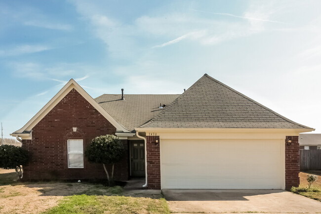 property at 7470 Jennifer Dr