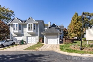 412 Clarkson Green St in Charlotte, NC - Building Photo