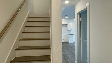 8711 Southwark St in Houston, TX - Building Photo - Building Photo