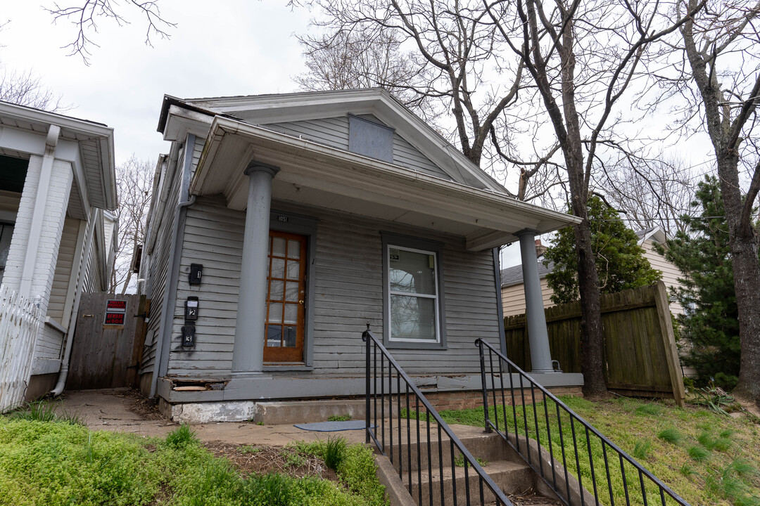 1051 Barret Ave in Louisville, KY - Building Photo