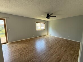1711 Bell Dr in Hanover Park, IL - Building Photo - Building Photo