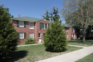 1010-1012 Classen Blvd in Norman, OK - Building Photo