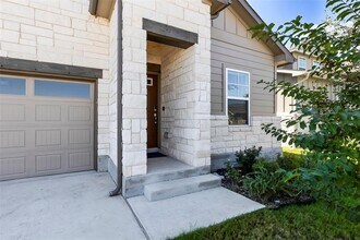 2853 Moyer Ln in Round Rock, TX - Foto de edificio - Building Photo