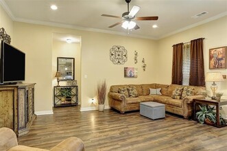 102 Prairie Grass Dr in Whitesboro, TX - Building Photo - Building Photo