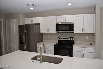 2121 Firebrand Rd in North Port, FL - Building Photo - Building Photo