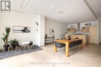 38 Howard Park Ave in Toronto, ON - Building Photo - Building Photo