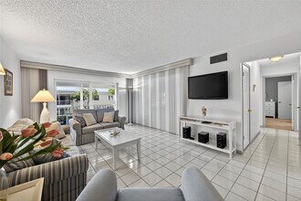 6417 Bay Club Dr in Fort Lauderdale, FL - Building Photo - Building Photo