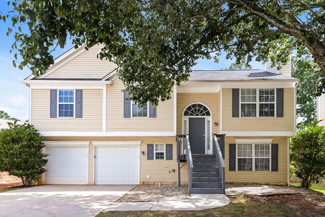 property at 3714 Heyford Ct