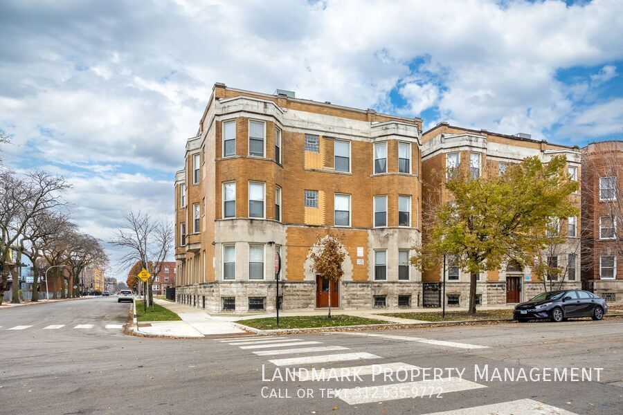 4856 S Prairie Ave in Chicago, IL - Building Photo