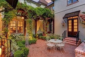 4800 Palm St in Bellaire, TX - Building Photo - Building Photo