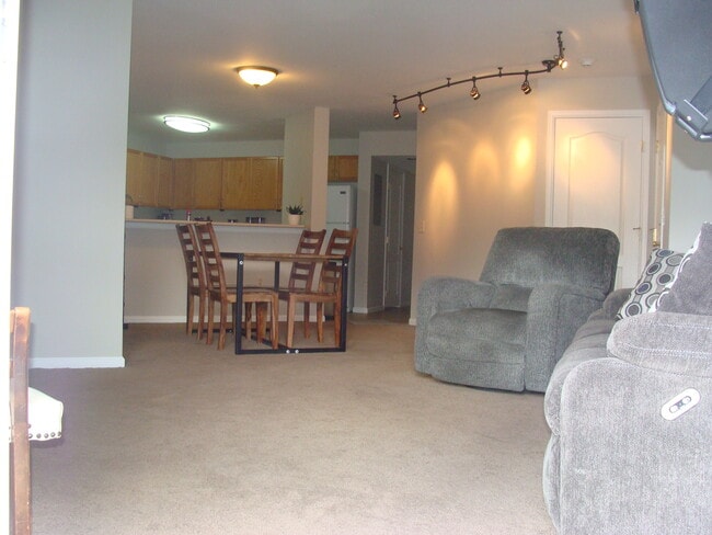 1902 Crazy Horse Cir in Edwards, CO - Building Photo - Building Photo