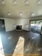 2691-2693 18th Ave SE in Albany, OR - Building Photo - Building Photo