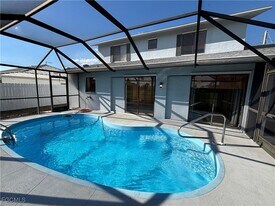 7280 Pebble Beach Rd in Ft. Myers, FL - Building Photo