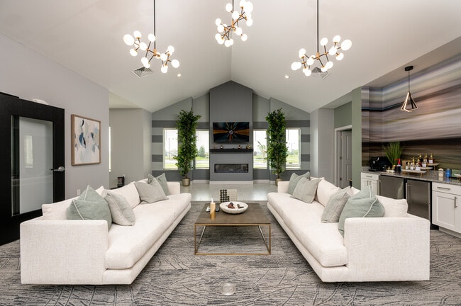 Riley Crossing at Gateway Park in Greenfield, IN - Building Photo - Interior Photo