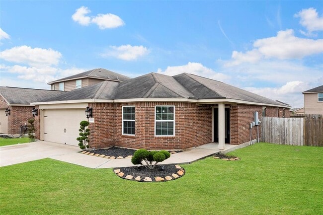 9811 North St in Rosharon, TX - Building Photo - Building Photo