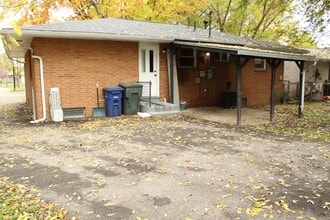 1703 Shady Lane Rd in Columbus, OH - Building Photo - Building Photo