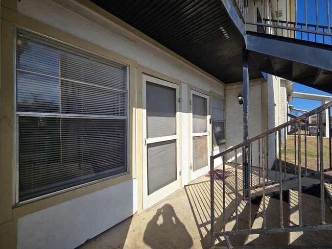 property at 1309 Quail Cir
