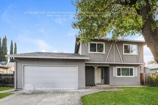 1870 Woodglen Ln in Vacaville, CA - Building Photo