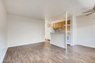 2330 S University Blvd in Denver, CO - Building Photo - Building Photo