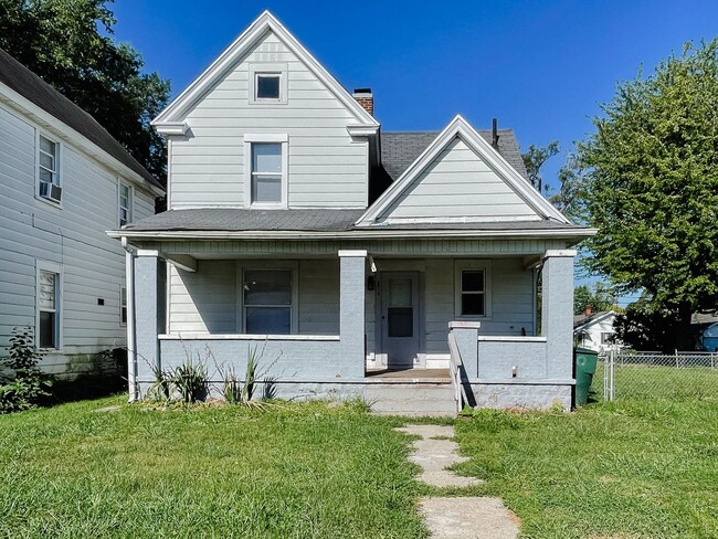 property at 2813 S Jefferson St