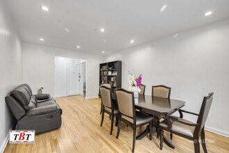 615 Avenue L in Brooklyn, NY - Building Photo - Interior Photo