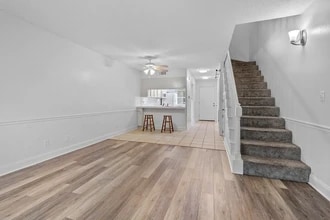 1519 N Leverett Ave, Unit 18 in Fayetteville, AR - Building Photo - Building Photo