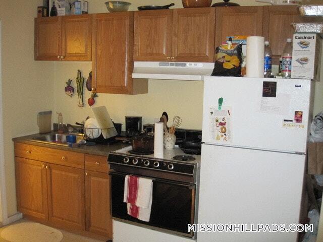 property at 892 Huntington Ave
