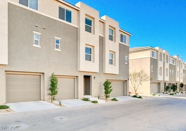 12131 Harvest Sky Way in Las Vegas, NV - Building Photo