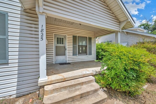 1825 Cumberland Ave in Waco, TX - Building Photo - Building Photo