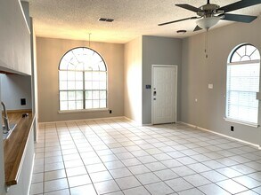 13142 Maple Park Dr in San Antonio, TX - Building Photo - Building Photo