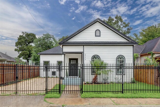 property at 2320 Chestnut St