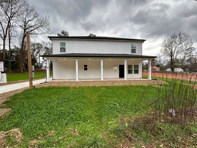 209 Briarcliff Ln