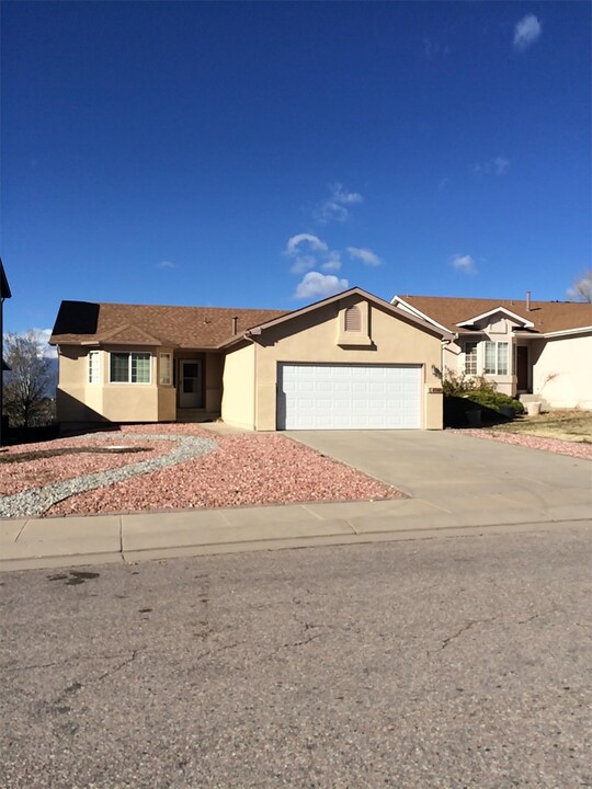 6144 Montero Cir in Colorado Springs, CO - Building Photo