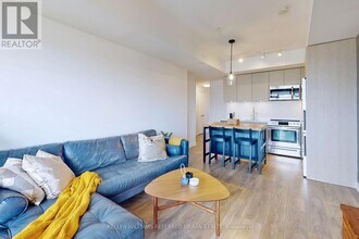 30 Ordnance St in Toronto, ON - Building Photo - Building Photo