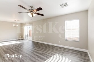 11036 Camden Bay St in Las Vegas, NV - Foto de edificio - Building Photo