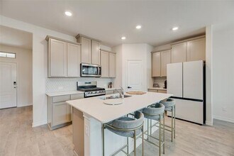 11222 Hawks Lndg Dr in Aubrey, TX - Building Photo - Building Photo