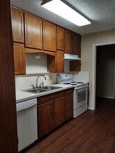 305 E Vine St in Keller, TX - Building Photo - Building Photo