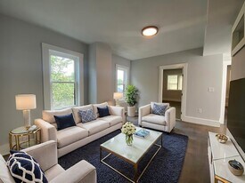 118 Marginal St, Unit 3 in Boston, MA - Building Photo