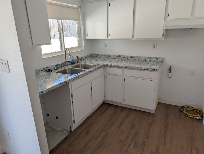 13602 Cypress Ave in Victorville, CA - Building Photo