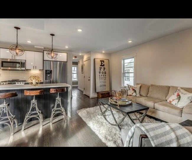 18 Rush St, Unit 2A in Somerville, MA - Building Photo - Building Photo