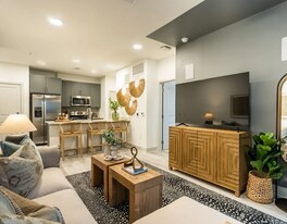 6830 N Fry Rd in Houston, TX - Building Photo