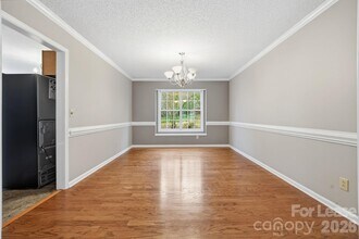 2717 Bathgate Ln in Matthews, NC - Foto de edificio - Building Photo