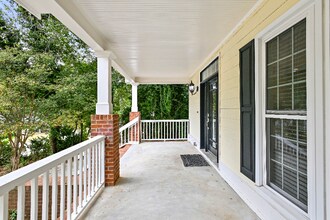 1058 Jefferson Ave in East Point, GA - Building Photo - Building Photo