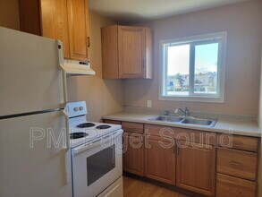 1409 N 4th St in Renton, WA - Foto de edificio - Building Photo