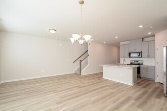 206 Brook Farm Ln in Fuquay Varina, NC - Building Photo - Building Photo