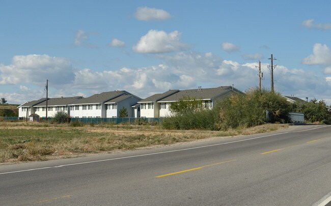 Courtyards At Ridgecrest Apartments in Nampa, ID - Building Photo - Building Photo