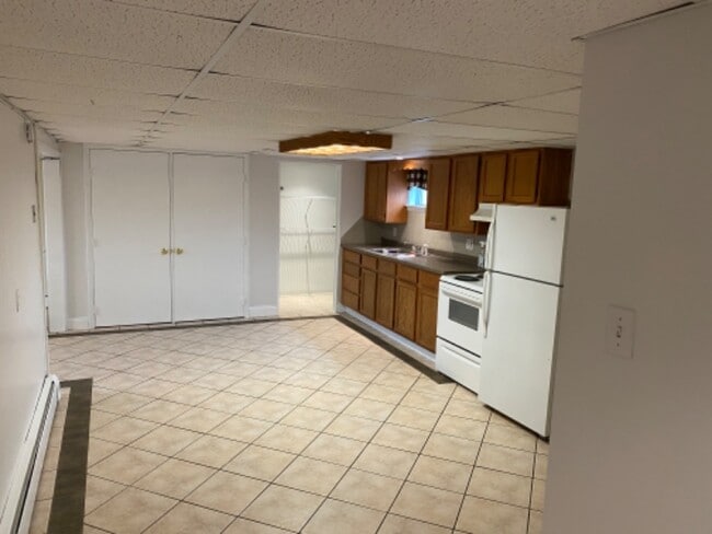 584 Valley Rd in Danville, PA - Foto de edificio - Building Photo